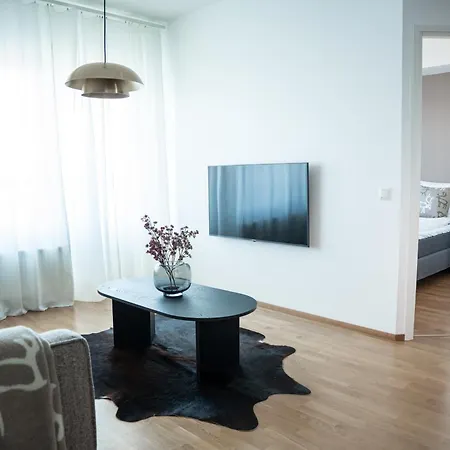 Cozy Downtown With Sauna, Balcony & Parking - Lapnest Lägenhet