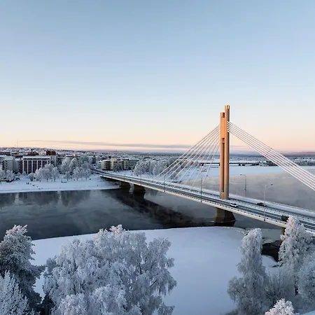 Cozy Downtown With Sauna, Balcony & Parking - Lapnest *