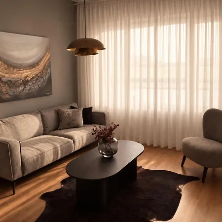 Cozy Downtown With Sauna & Parking - Ailo *