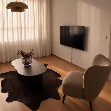 Cozy Downtown With Sauna & Parking - Ailo * Rovaniemi