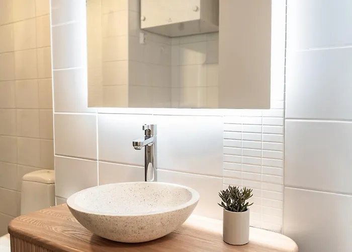 Cozy Downtown With Sauna, Balcony & Parking - Lapnest * Rovaniemi