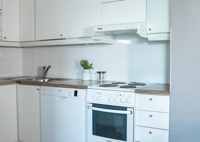 Apartment Cozy Downtown With Sauna, Balcony & Parking - Lapnest *